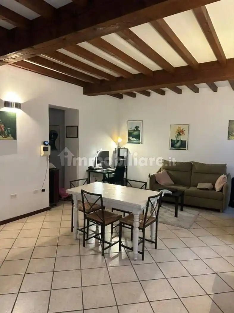 Bilocale ottimo stato, secondo piano, Centro Storico, Modena - foto 2