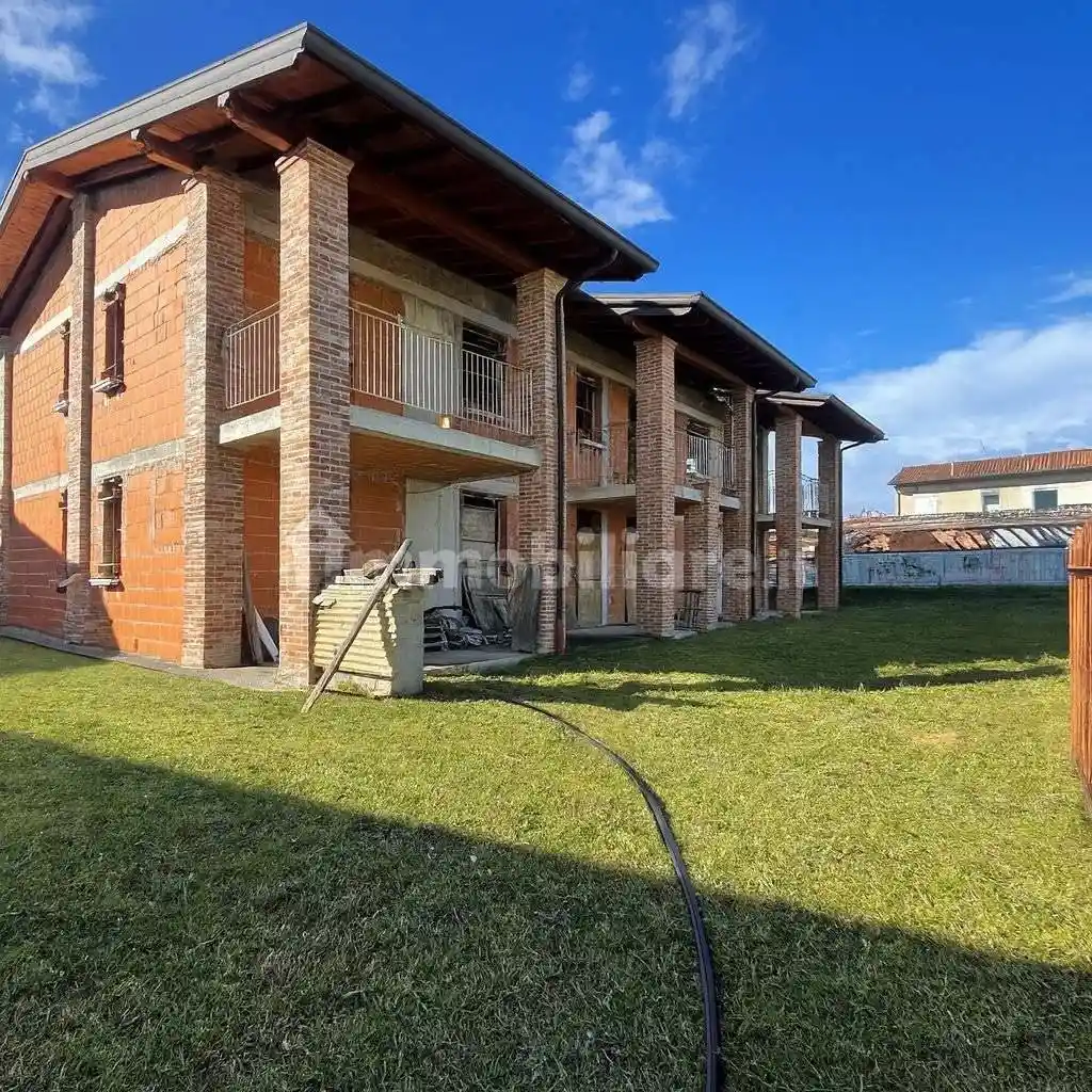 Villa in vendita a Cazzago San Martino