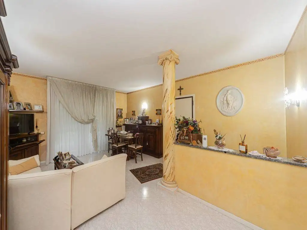 Appartamento via Luciano Manara 39, Centro, Muggiò - foto 3