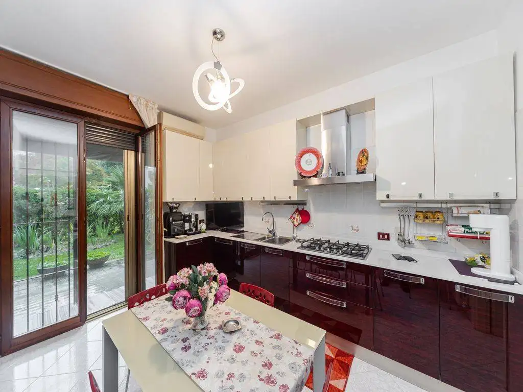 Appartamento via Luciano Manara 39, Centro, Muggiò - foto 4