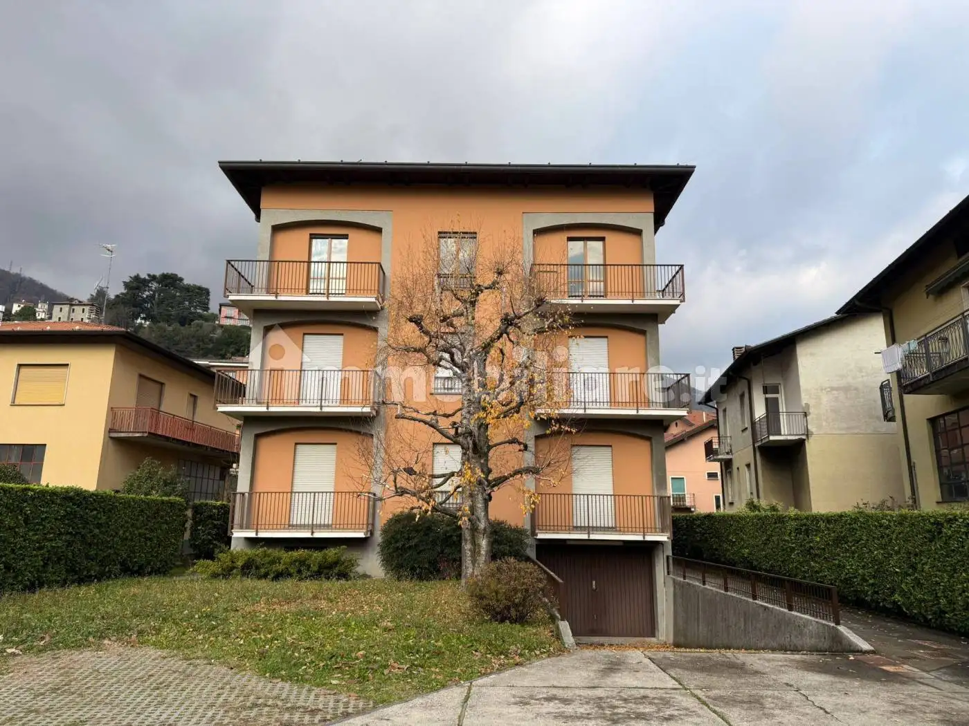 Appartamento in affitto a Cernobbio