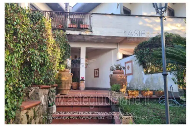 Villa in vendita a Grottaferrata