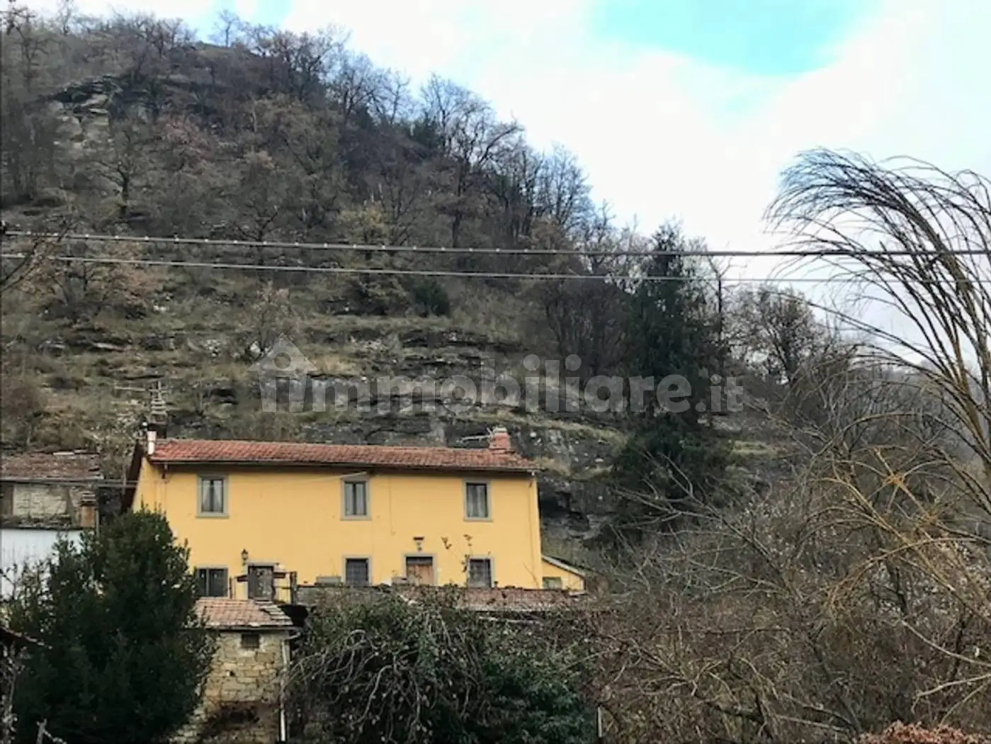 Casa indipendente in vendita a Firenzuola