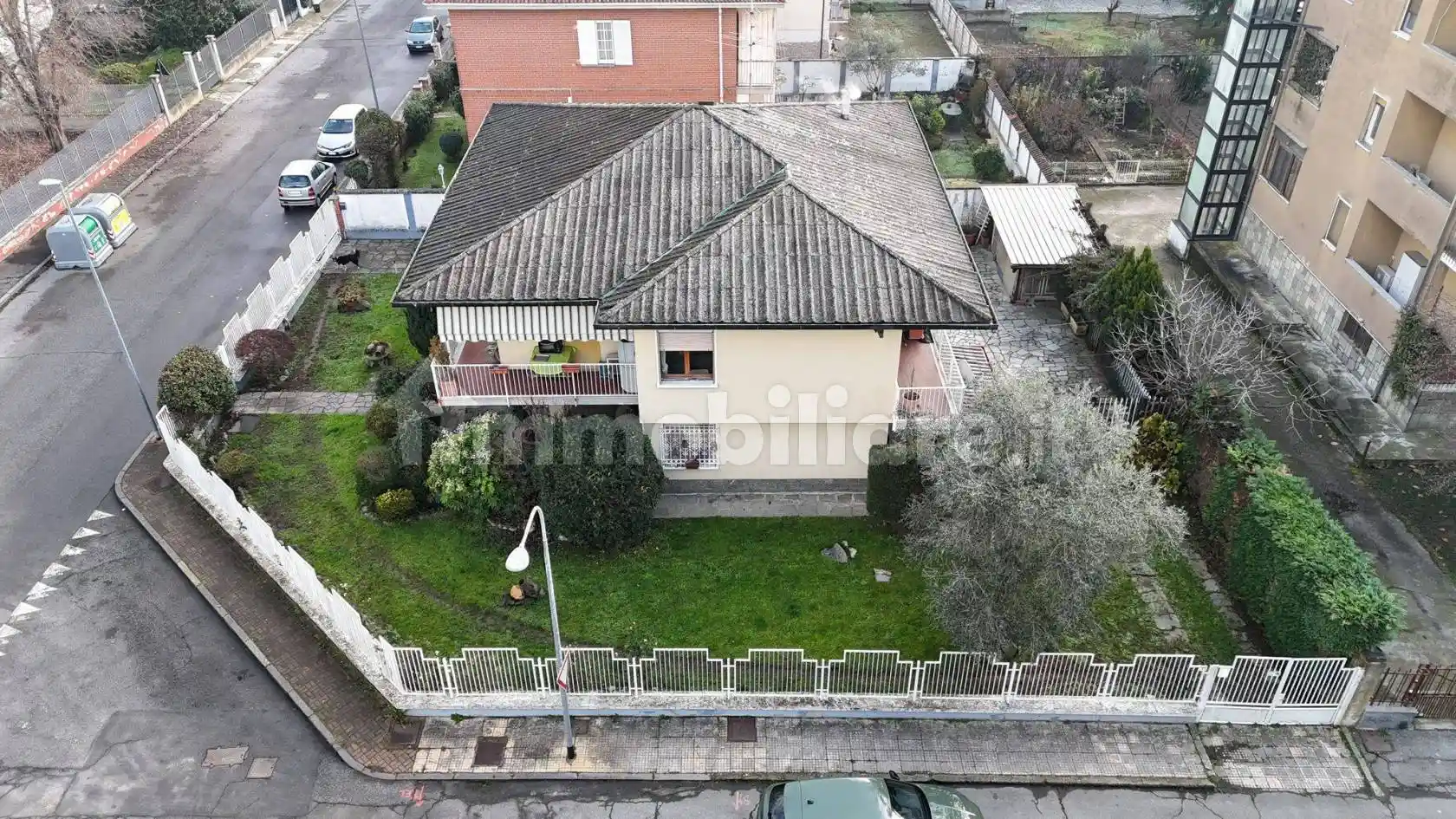 Villa unifamiliare via Sirtica, Semicentro, Vercelli - foto 3