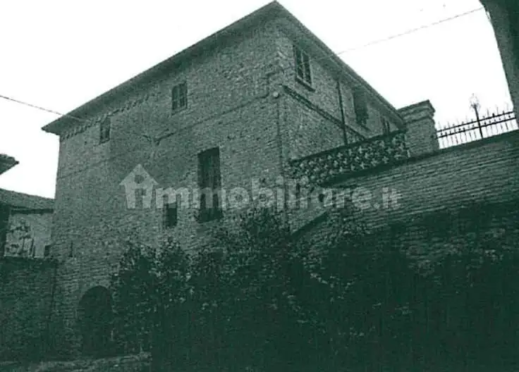 Casa indipendente in asta a Borgo Priolo