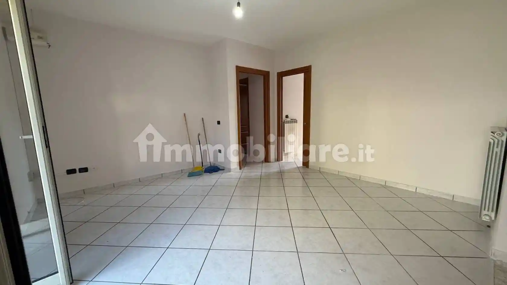 Quadrilocale via Ippolito Nievo 56, Madonna delle Grazie, Giugliano in Campania - foto 3