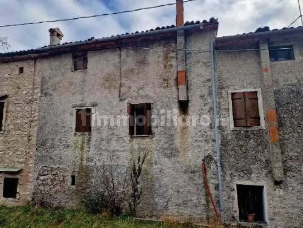 Appartamento all'asta vicolo Gio. Batta Dal Moro, 3 - 31030 Cison di Valmarino 3, Cison di Valmarino - foto 2