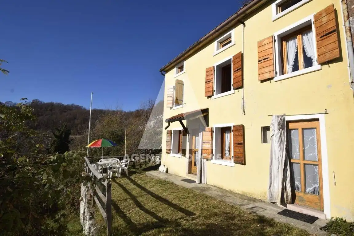 Casa indipendente in vendita a Lusiana Conco