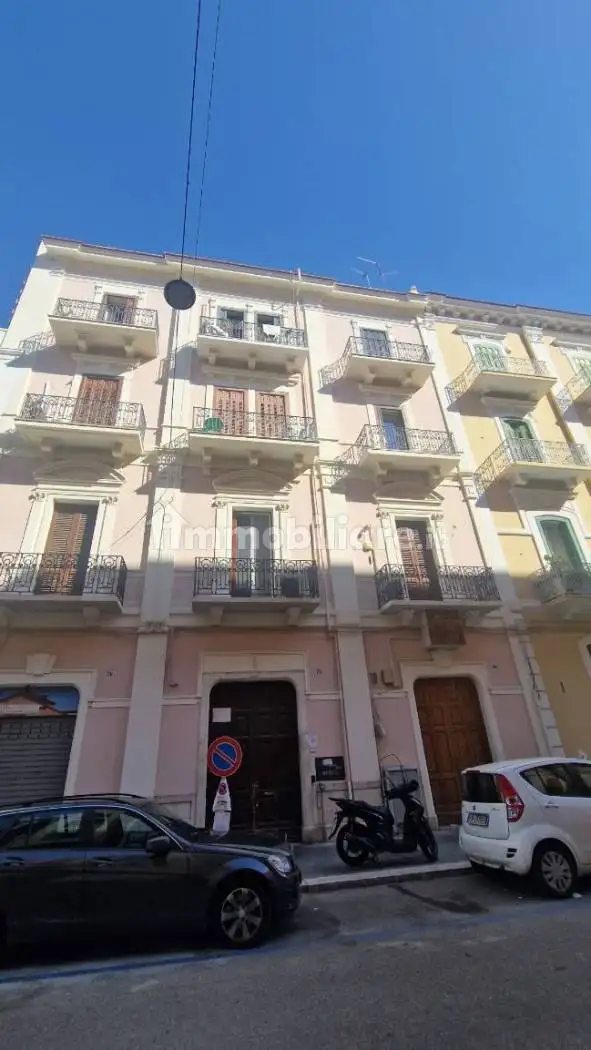 Appartamento in affitto a Bari