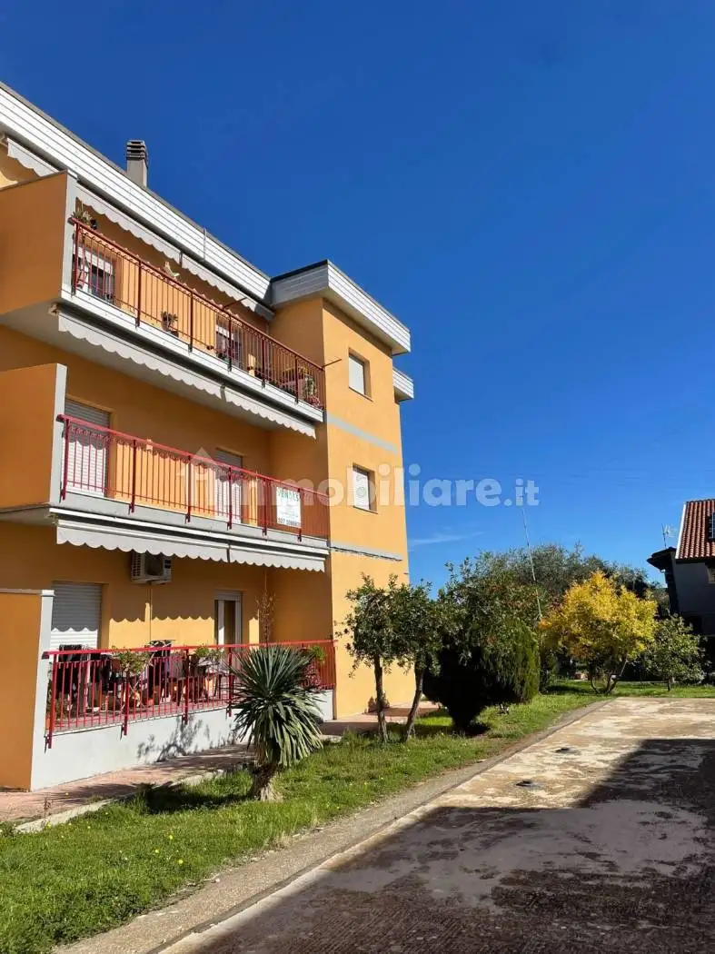 Appartamento in vendita a Naso