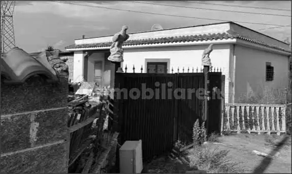 Casa indipendente in asta a Aprilia