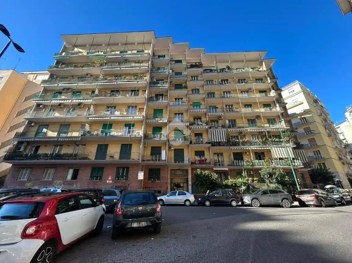 Quadrilocale via ottavio caiazzo, Arenella, Napoli - foto 3