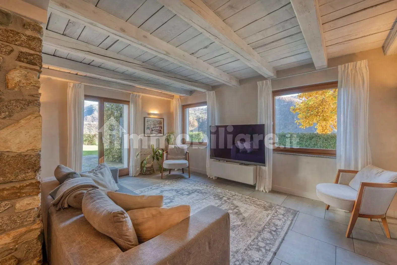 Villa in vendita a Varallo