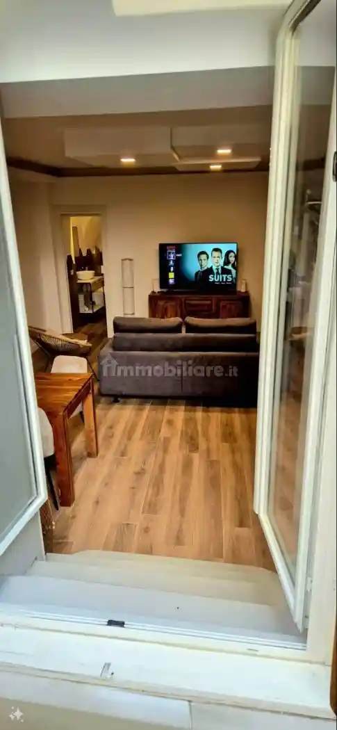 Bilocale via Chiatamone 27, Santa Lucia, Napoli - foto 3