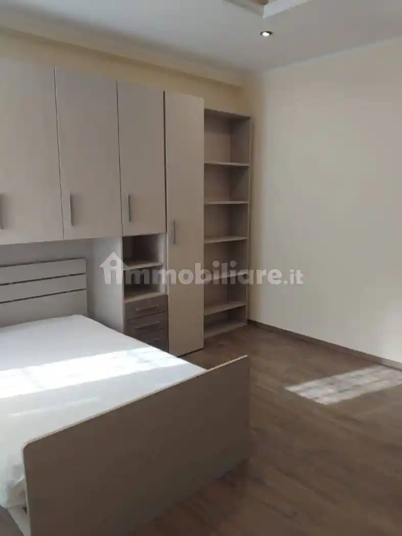 Trilocale via Calpurnio Fiamma, Cinecittà, Roma - foto 3