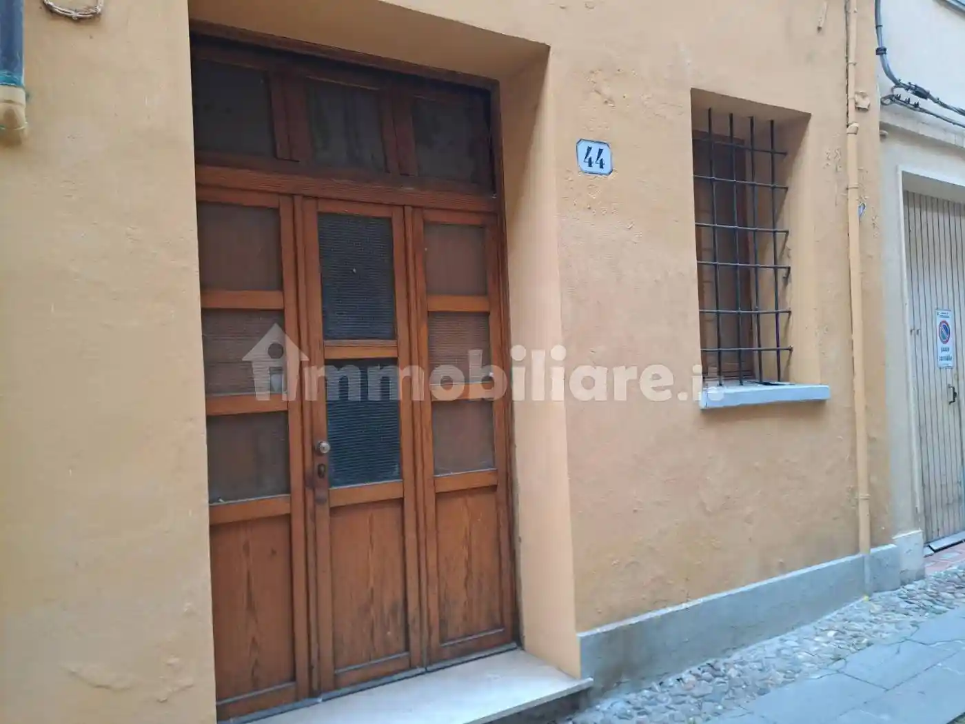 Monolocale via Centoversuri 44, Centro Storico, Ferrara - foto 2