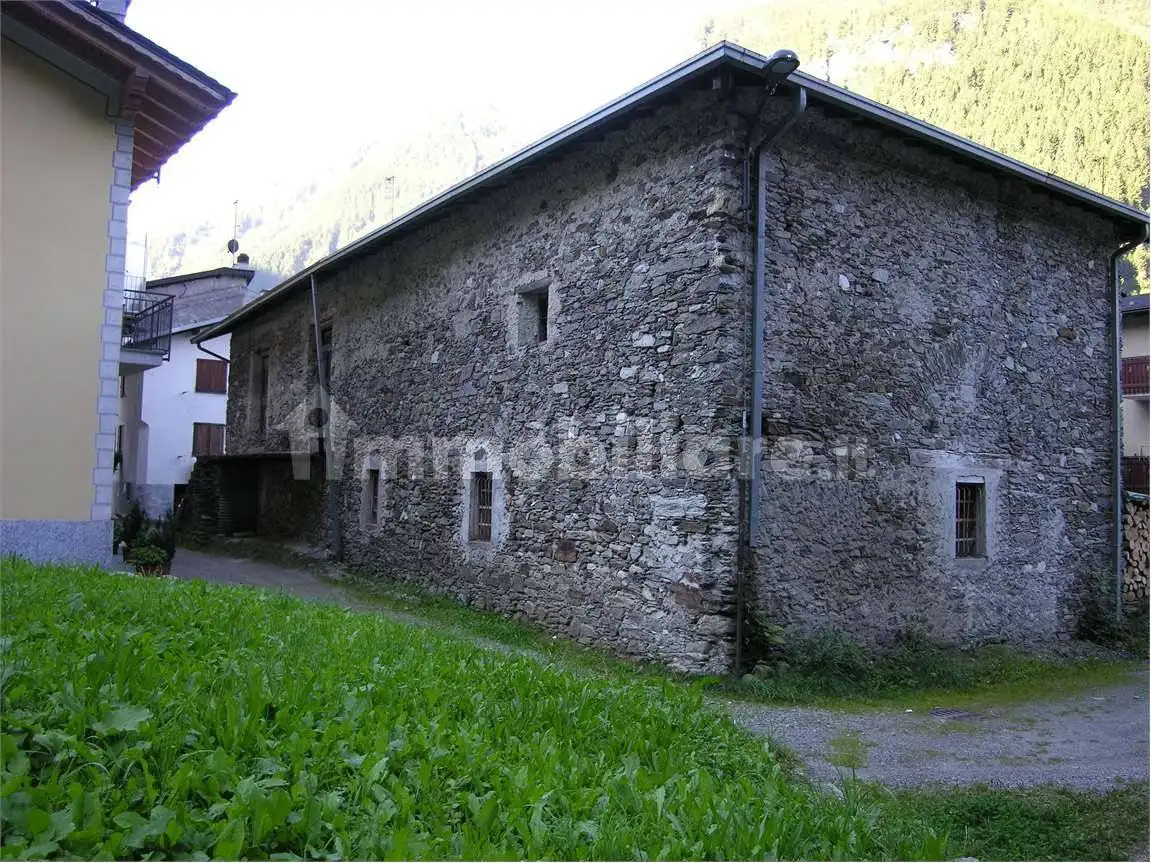 Rustico, da ristrutturare, 400 m², Centro, Campodolcino - foto 2