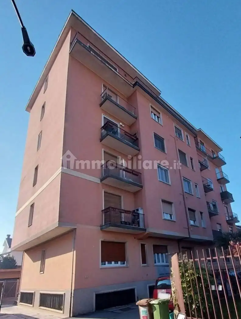 Appartamento in vendita a Bareggio