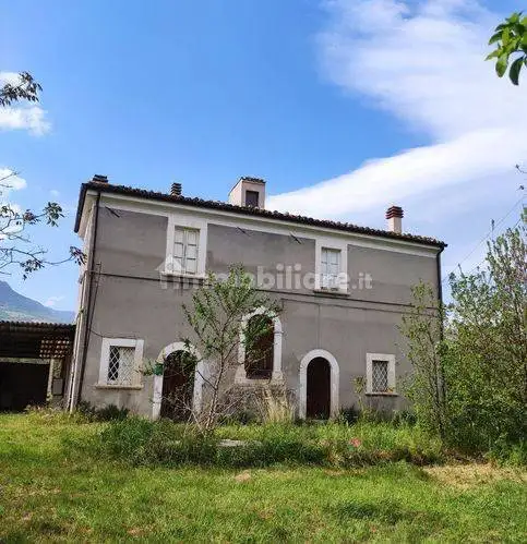 Rustico - Casale in vendita a Torre de' Passeri