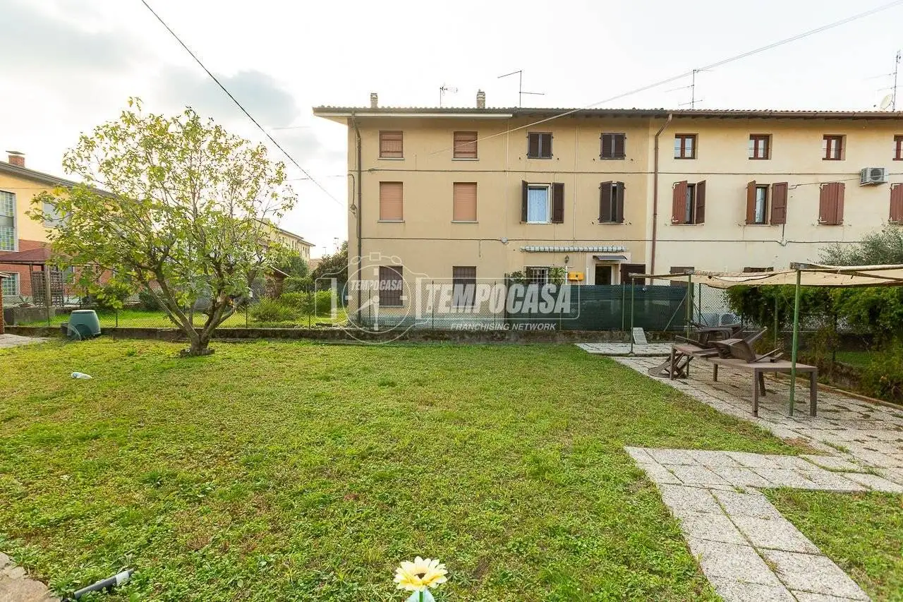 Terratetto unifamiliare 85 m², buono stato, Calvenzano - foto 5