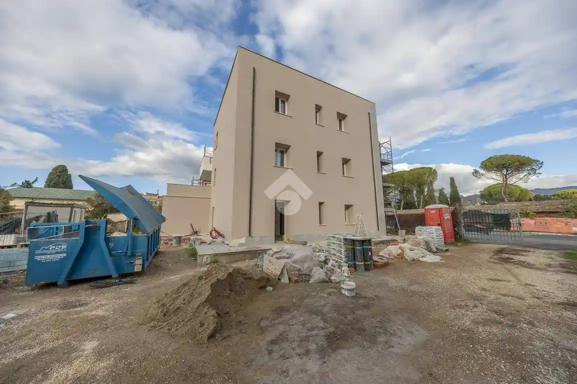 Trilocale via G. Garibaldi 198, Villanova, Guidonia Montecelio - foto 2