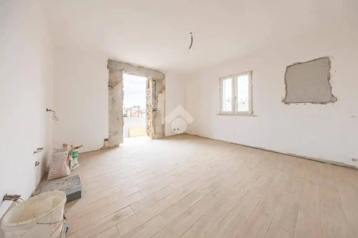 Trilocale via G. Garibaldi 198, Villanova, Guidonia Montecelio - foto 3