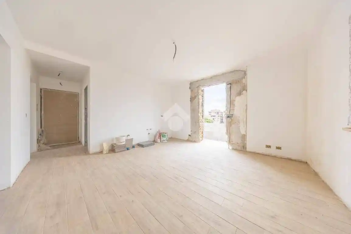 Trilocale via G. Garibaldi 198, Villanova, Guidonia Montecelio - foto 5