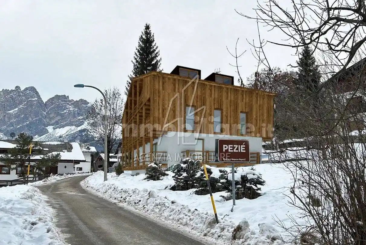Trilocale nuovo, primo piano, Centro, Cortina d'Ampezzo - foto 2