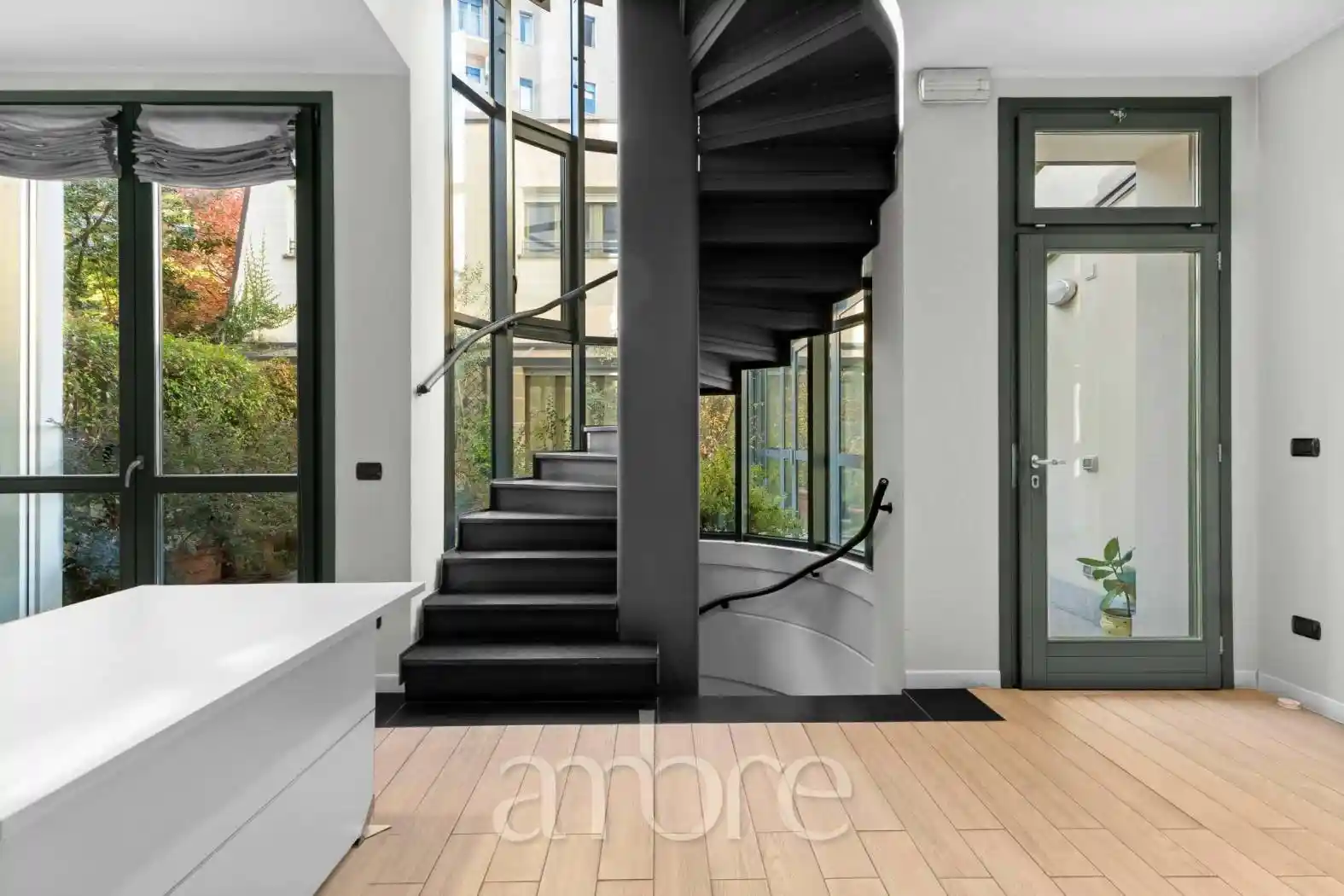 Palazzo - Edificio in Vendita - foto 2