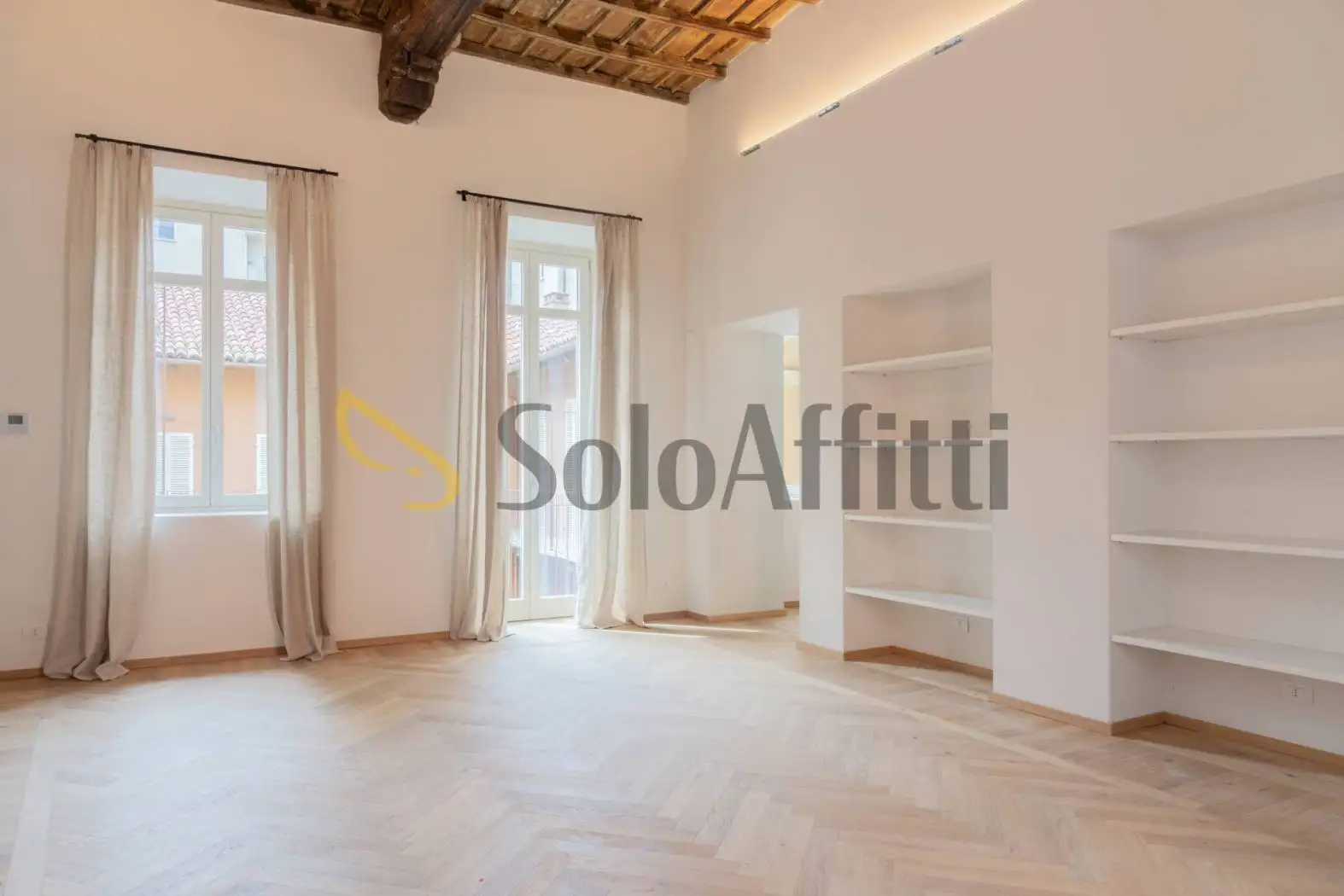 Appartamento via Vittorio Emanuele II 38, Centro Storico, Chieri - foto 2