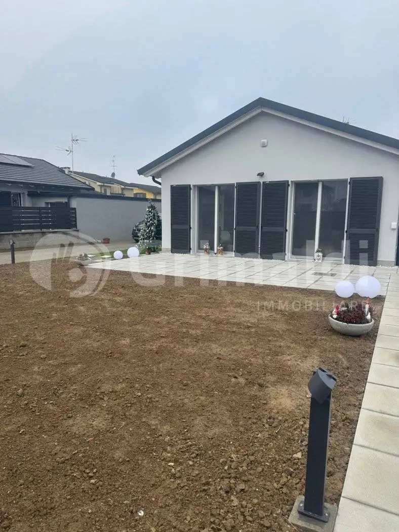 Villa in vendita a Castiraga Vidardo