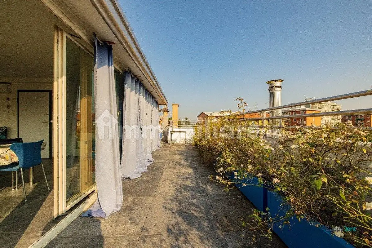 Appartamento in affitto a Rho