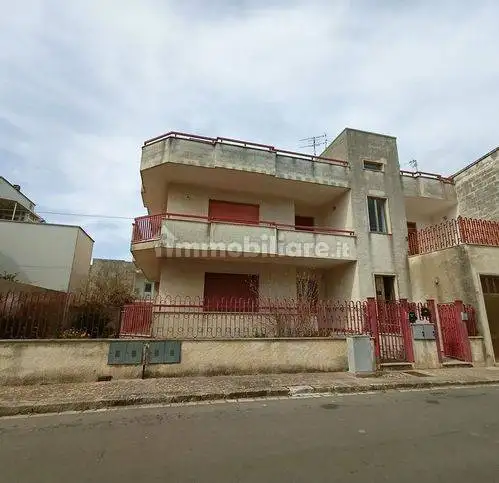 Quadrilocale via Volta 42, Castrignano de' Greci - foto 2