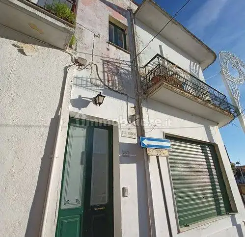 Villa unifamiliare via F.Lli Bandiera Ang. via Roma 88, Centro, Andrano - foto 5