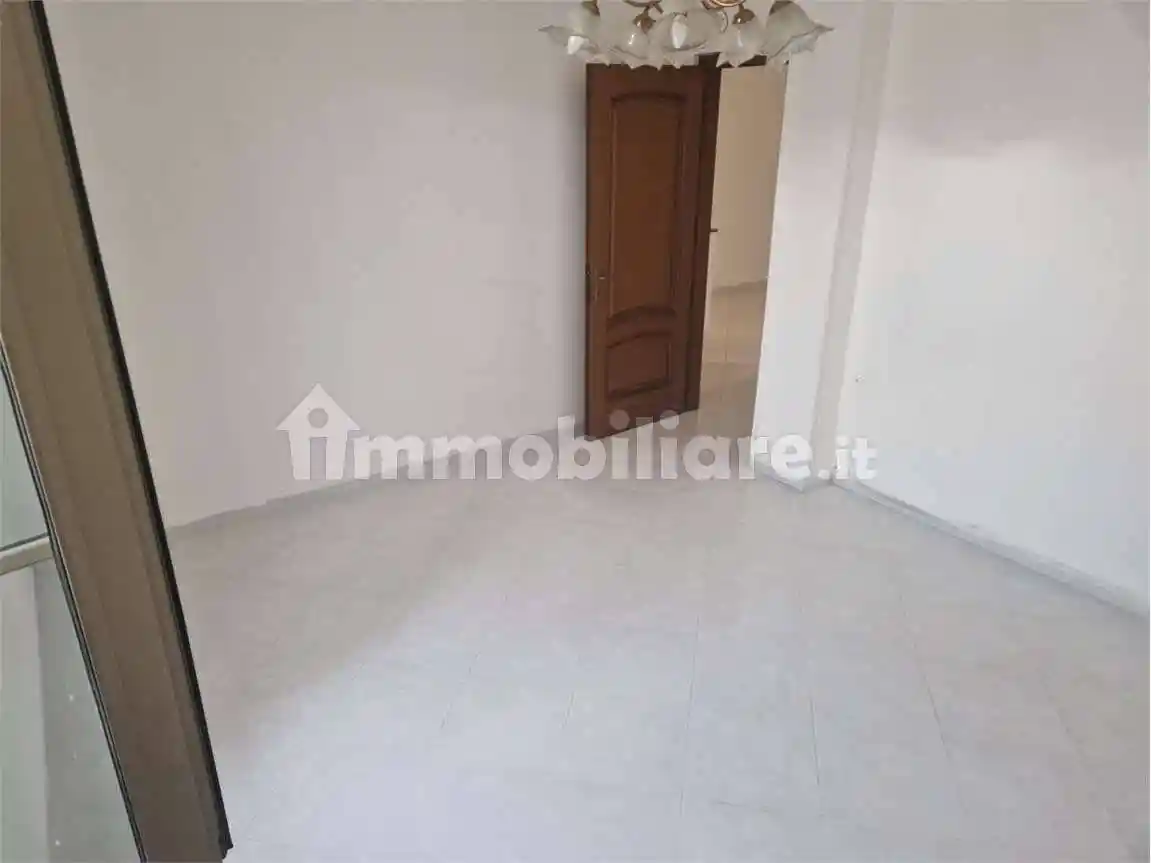 Trilocale via Girolamo Vitelli, Rione Libertà, Benevento - foto 2