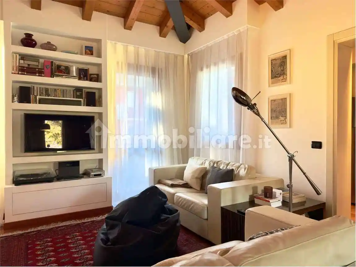 Appartamento via F. Zamboni, Centro, Conegliano - foto 2