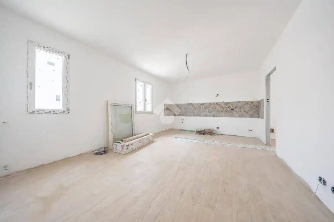 Trilocale via G. Garibaldi 198, Villanova, Guidonia Montecelio - foto 4