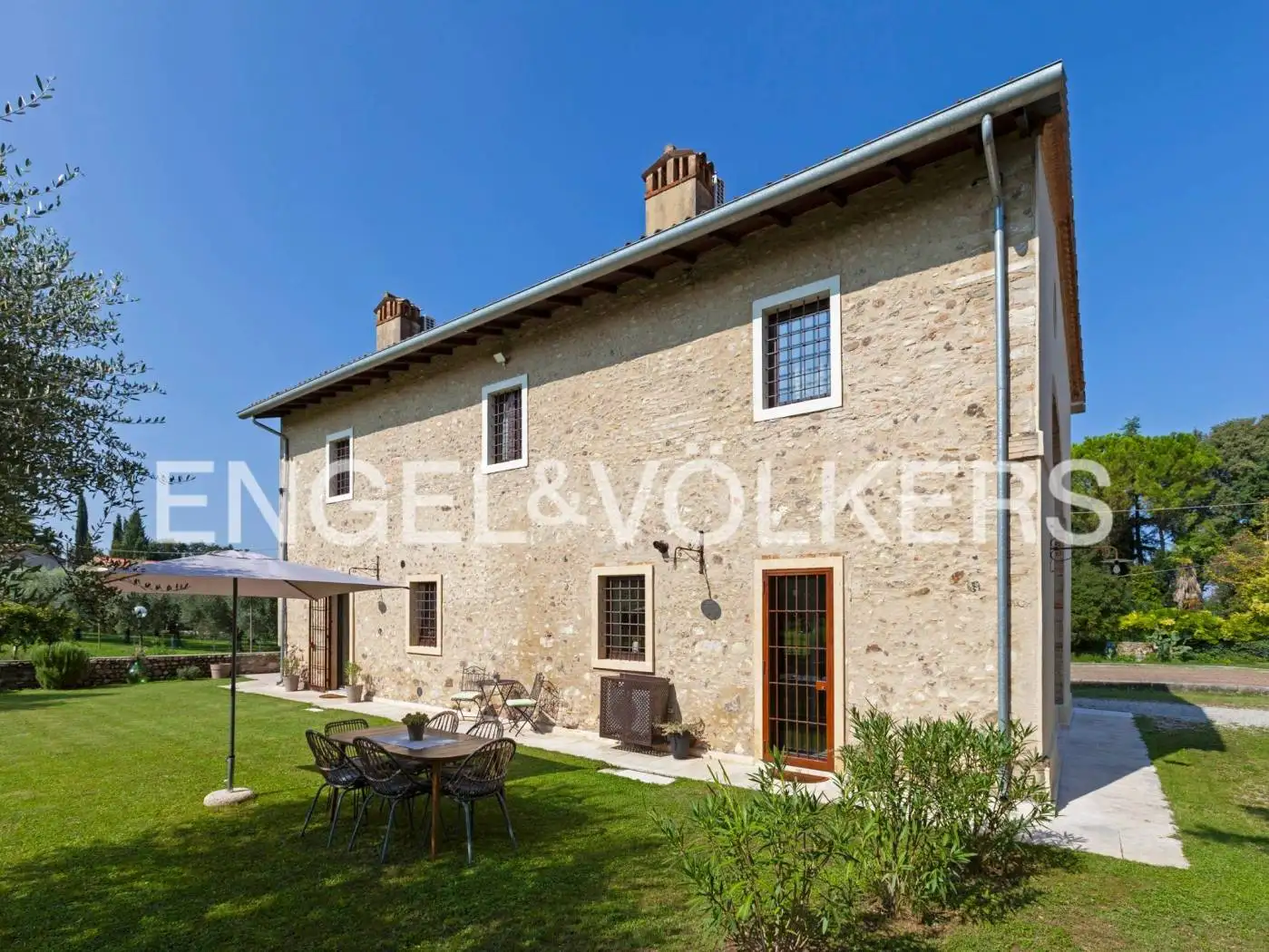 Villa in vendita a Lazise