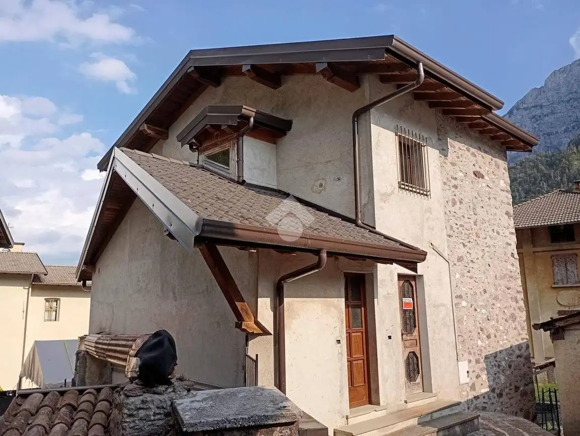 Casa indipendente in vendita a Ardesio