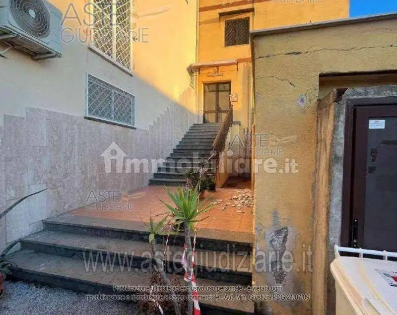 Appartamento in asta a Napoli