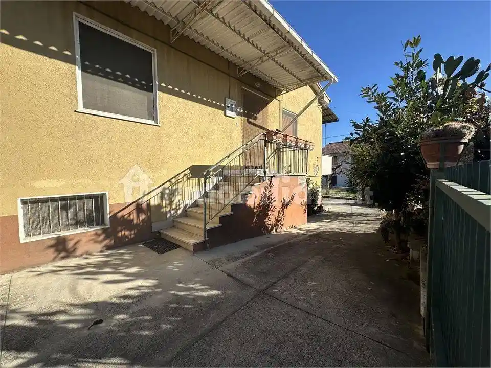 Villa unifamiliare via Bernardino Masci 18, Centro, Teramo - foto 2
