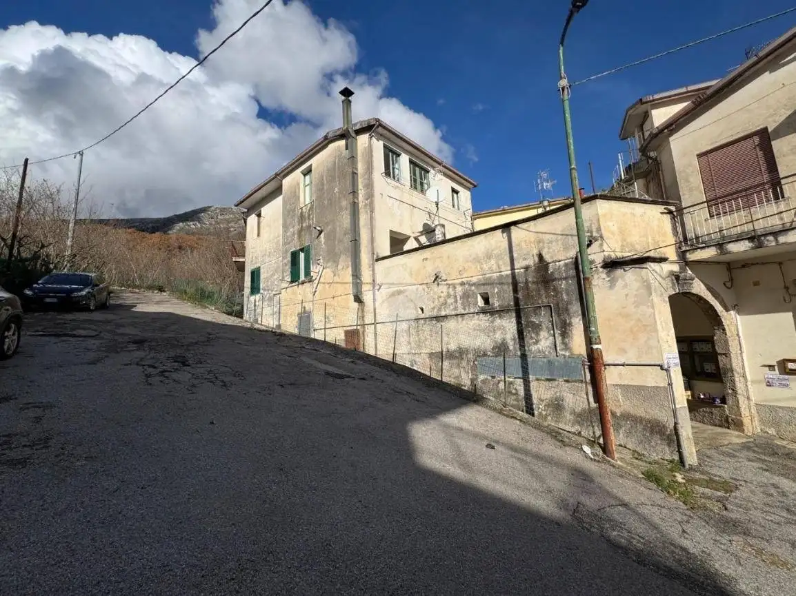 Casa indipendente in vendita a San Cipriano Picentino