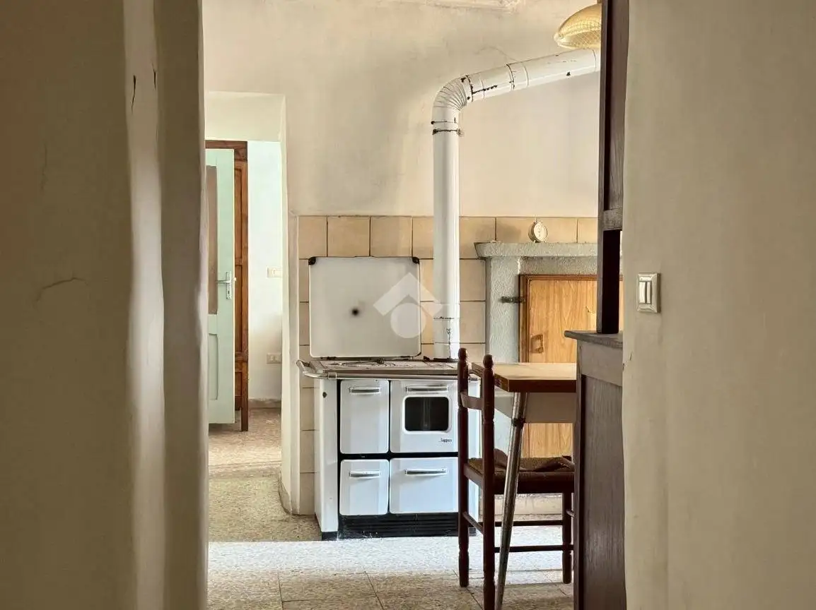 Quadrilocale via Corsica 4, Centro, Caprarola - foto 3