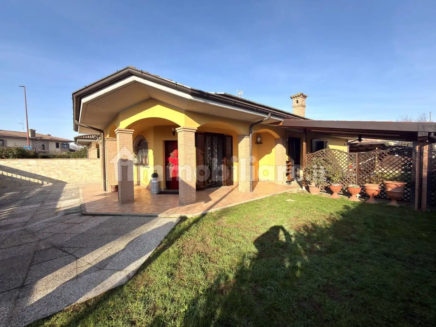 Villa in vendita a Battuda