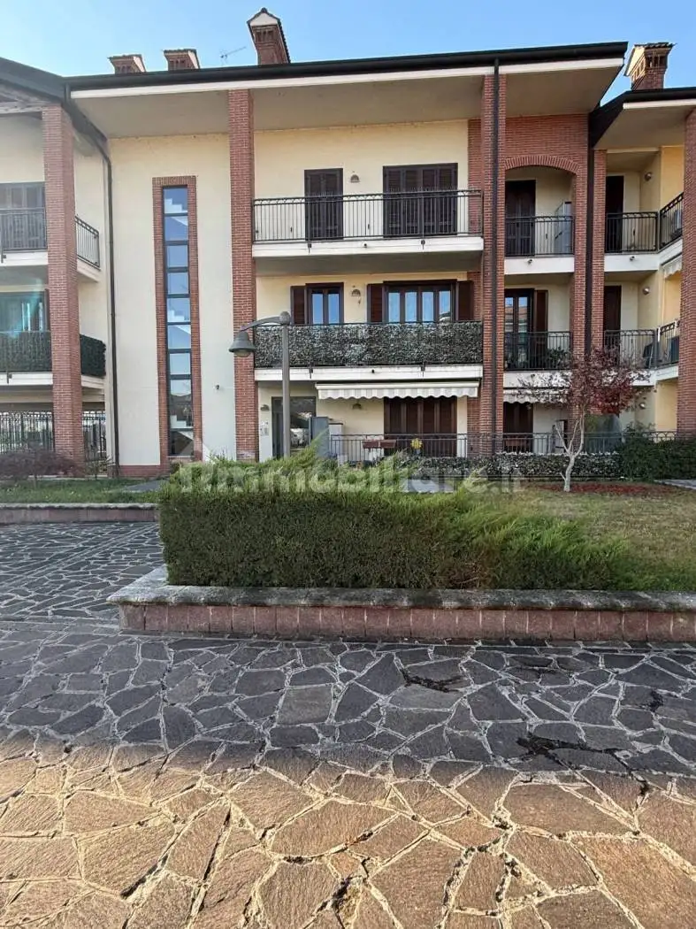 Appartamento in vendita a Comazzo