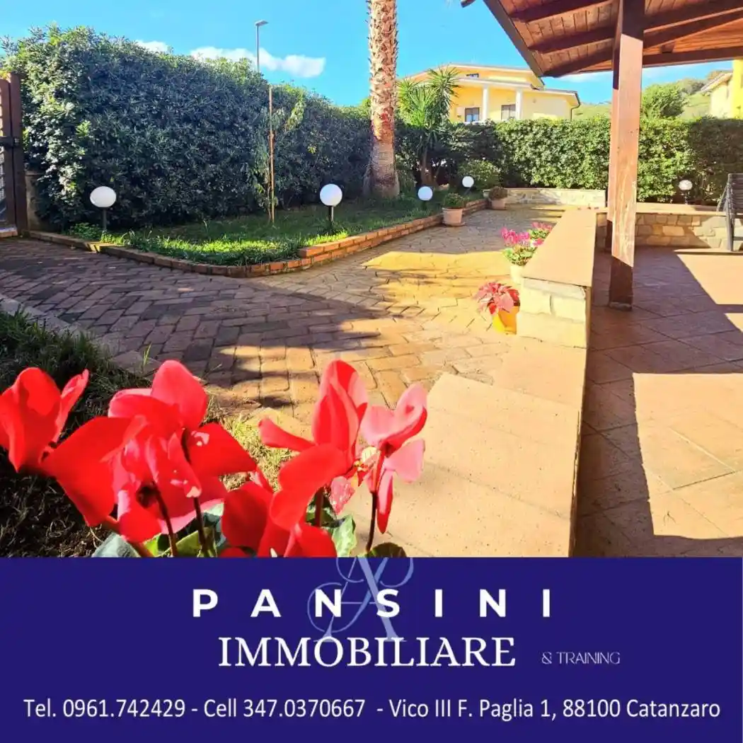 Villa in vendita a San Floro