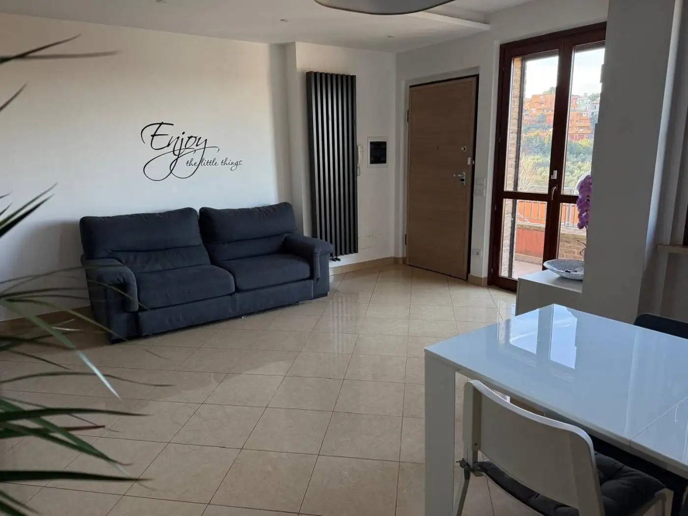 Trilocale via Augusto Baleani 28, Centro, Agugliano - foto 2