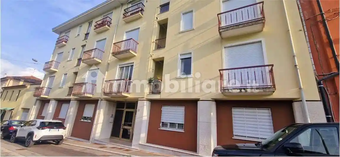 Appartamento via Porcia, 11, Centro, Vittorio Veneto - foto 3