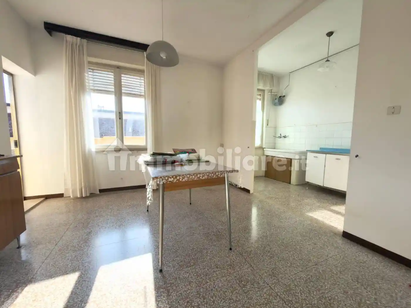 Quadrilocale buono stato, terzo piano, Collemarino, Ancona - foto 2