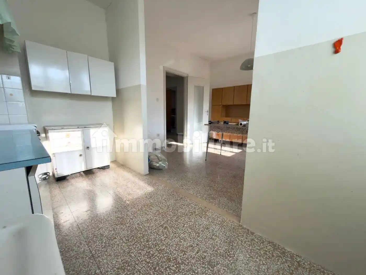 Quadrilocale buono stato, terzo piano, Collemarino, Ancona - foto 4